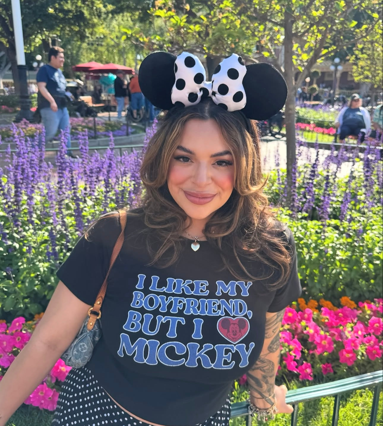 LIKE BOYFRIEND, <3 MICKEY BABY RIB TEE (BLACK)